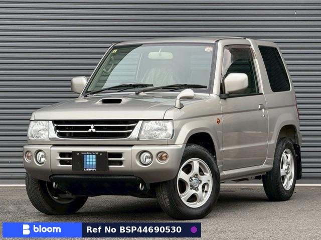 2004 Mitsubishi Pajero Mini