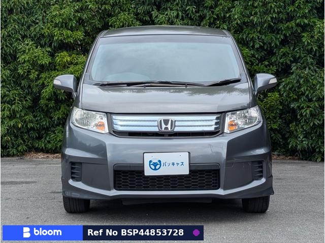 2012 Honda Freed Spike Hybrid