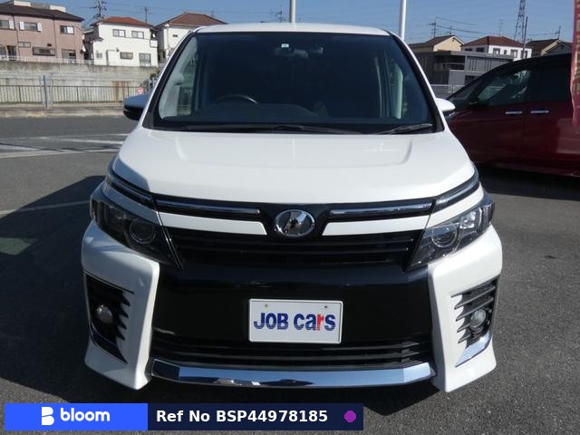 2014 Toyota Voxy