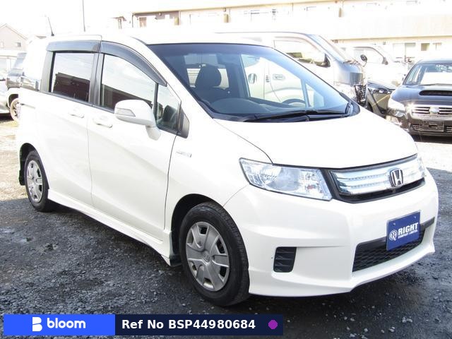 2012 Honda Freed Spike Hybrid