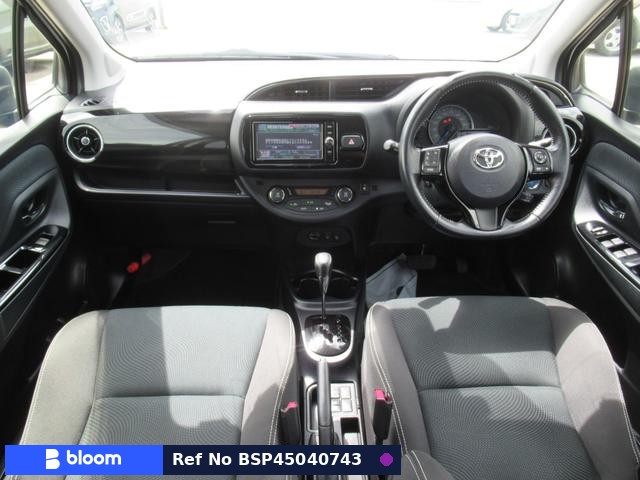 2017 Toyota Vitz