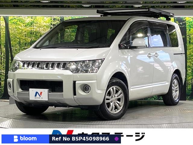 2018 Mitsubishi Delica D5