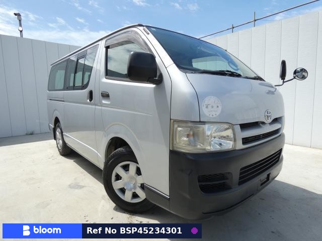 2004 Toyota Hiace VAN