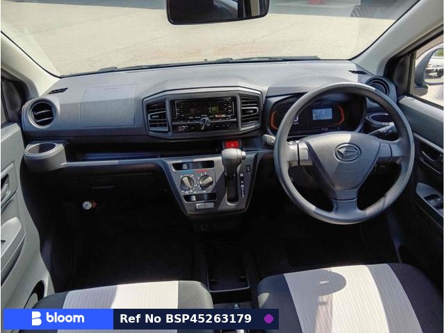 2017 Daihatsu Mira ES