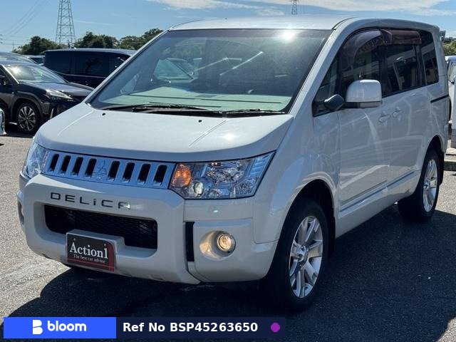 2013 Mitsubishi Delica D5
