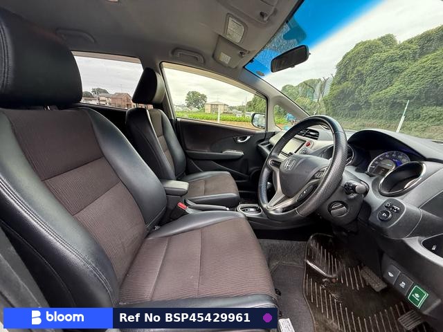 2012 Honda FIT Hybrid