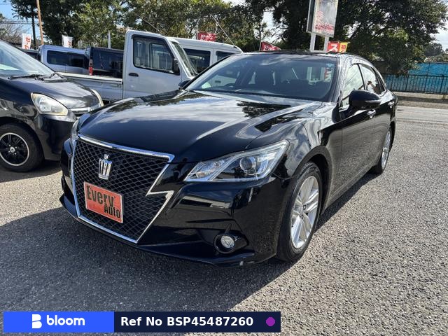 2015 Toyota Crown