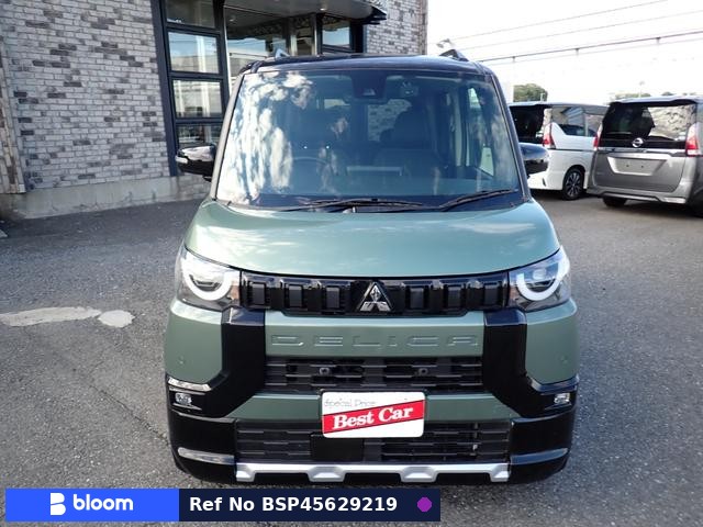 2024 Mitsubishi Delica Mini