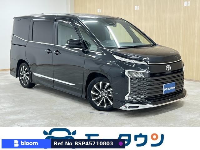 2024 Toyota Voxy