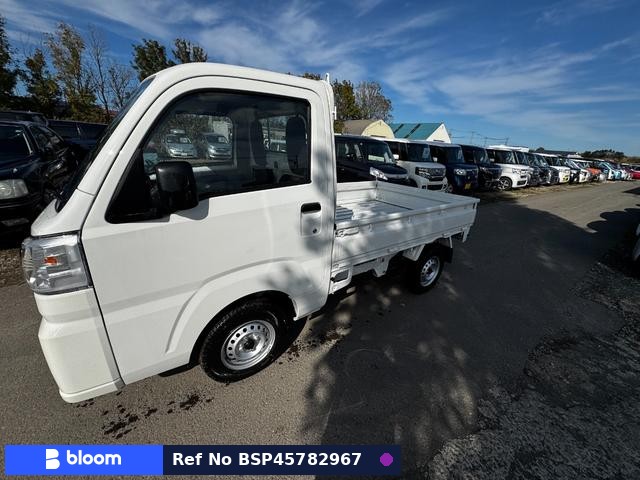 2005 Daihatsu Hijet Truck