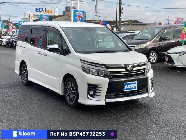 2016 Toyota Voxy