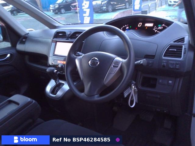 2011 Nissan Serena