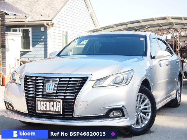 2015 Toyota Crown Hybrid