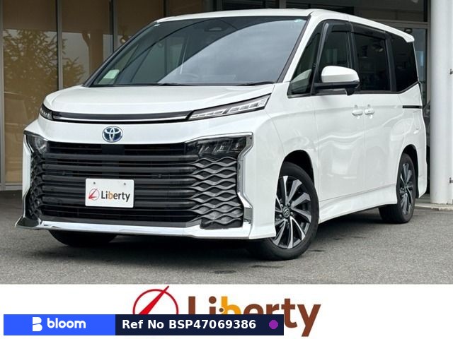 2024 Toyota Voxy