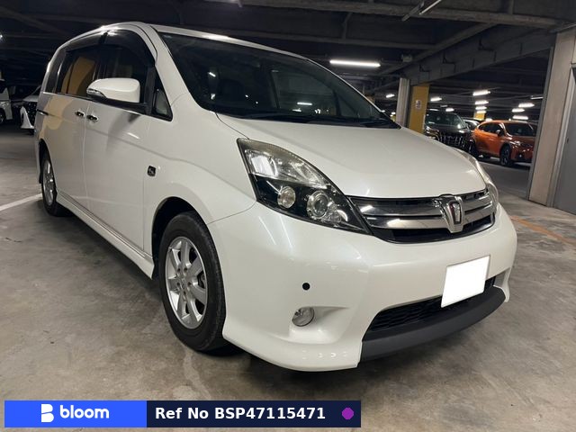 2014 Toyota Isis