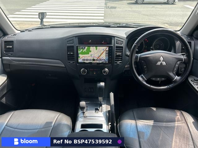 2012 Mitsubishi Pajero