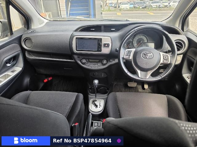 2014 Toyota Vitz