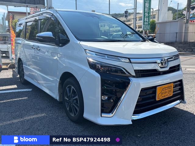 2021 Toyota Voxy