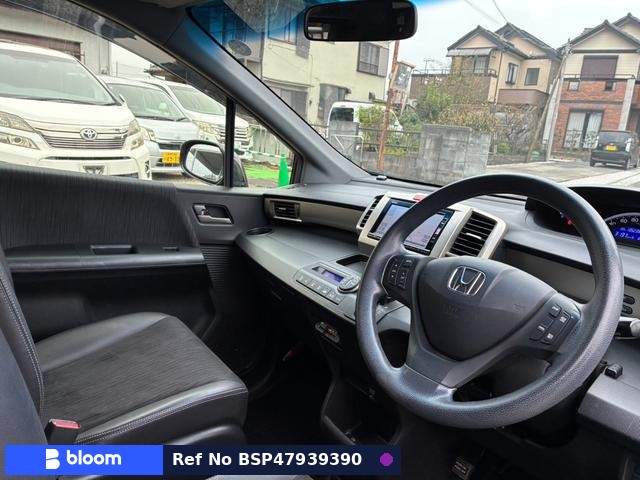 2015 Honda Freed Spike