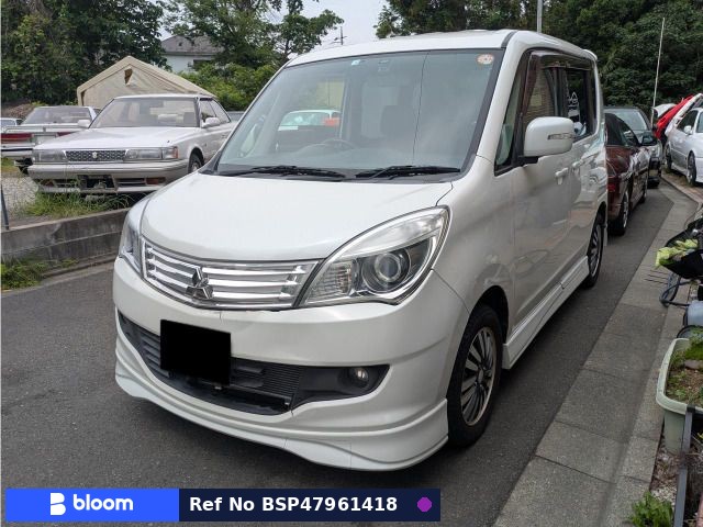 2012 Mitsubishi Delica D2