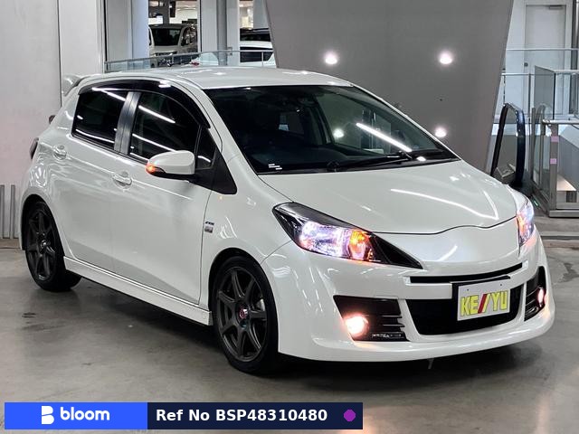 2015 Toyota Vitz