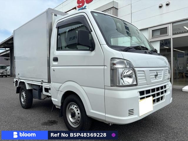 2016 Nissan NT100CLIPPER