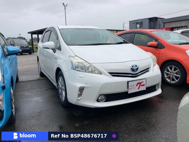 2012 Toyota Prius Alpha