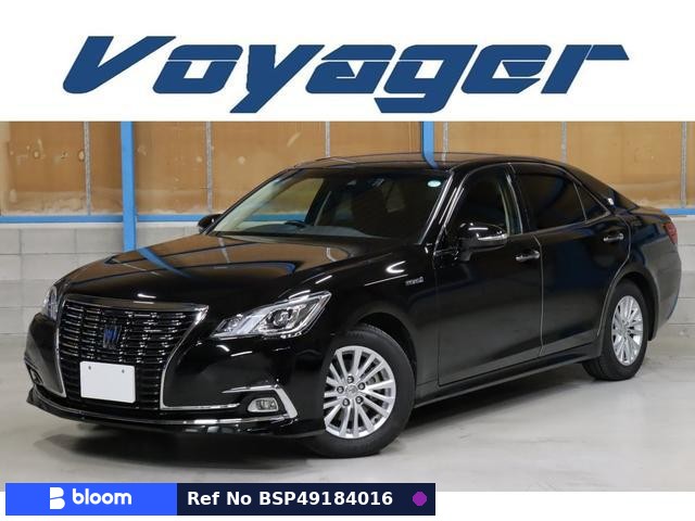 2017 Toyota Crown Hybrid