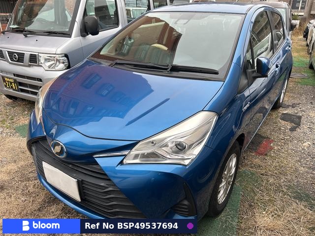 2017 Toyota Vitz
