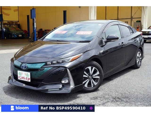 2018 Toyota Prius PHV