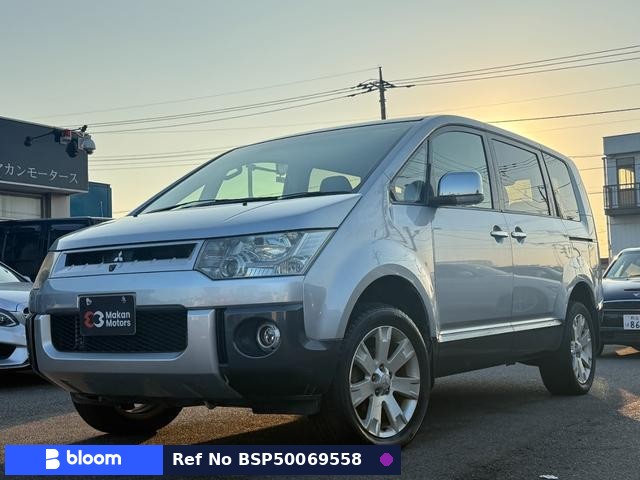 2010 Mitsubishi Delica D5