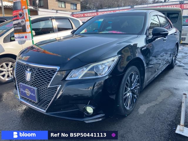 2014 Toyota Crown Hybrid