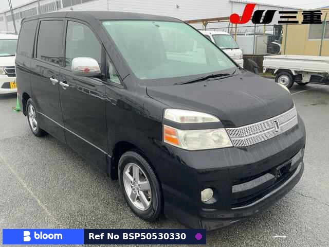 2007 Toyota Voxy