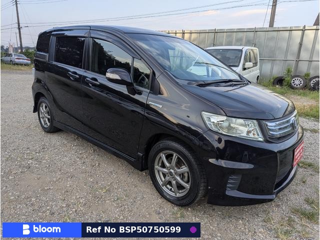2012 Honda Freed Spike Hybrid