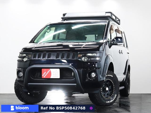 2010 Mitsubishi Delica D5