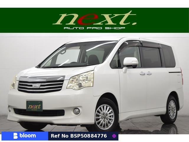 2012 Toyota Noah