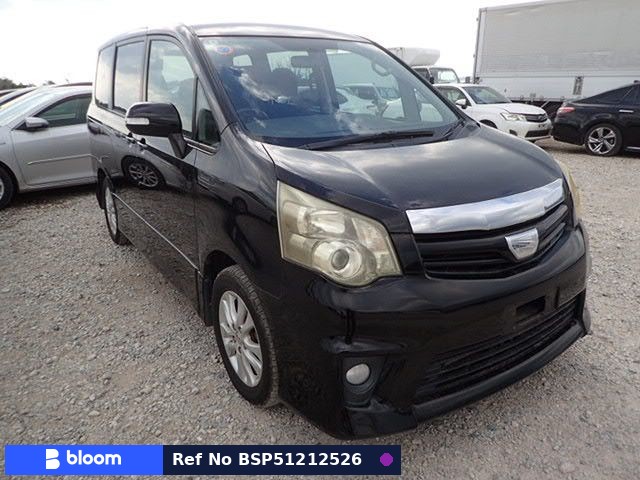 2010 Toyota Noah