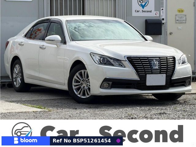 2013 Toyota Crown
