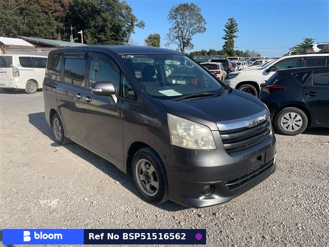 2010 Toyota Noah