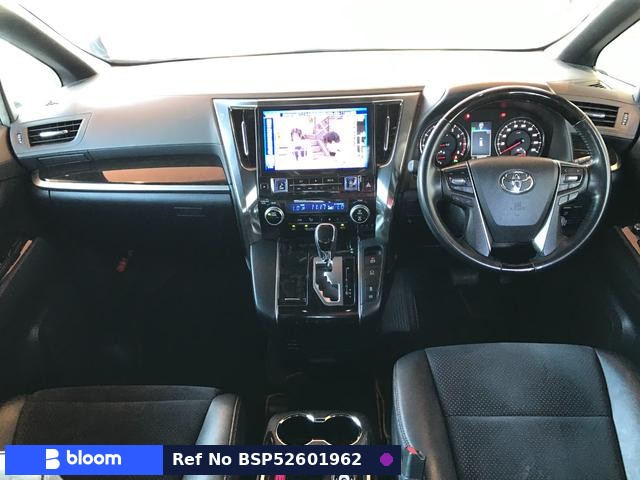 2017 Toyota Alphard