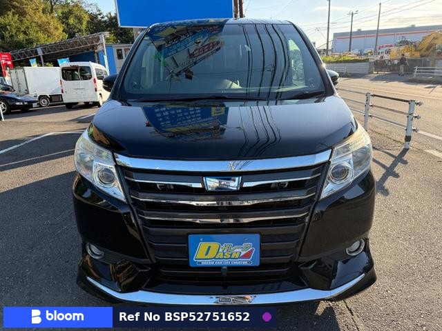 2015 Toyota Noah