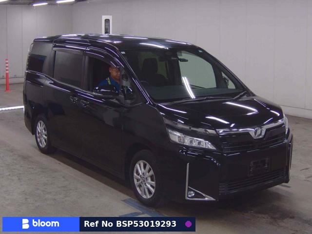 2017 Toyota Voxy