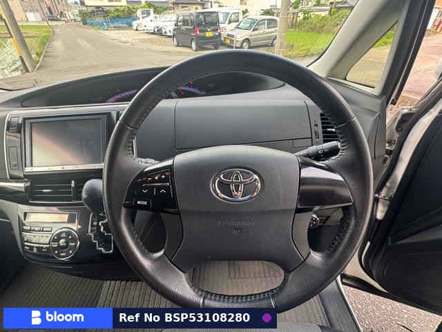 2014 Toyota Estima