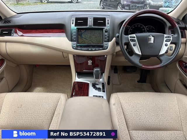 2010 Toyota Crown