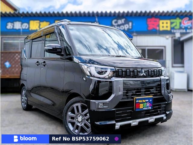 2025 Mitsubishi Delica Mini