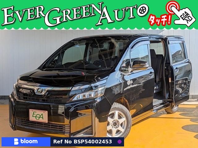 2017 Toyota Voxy