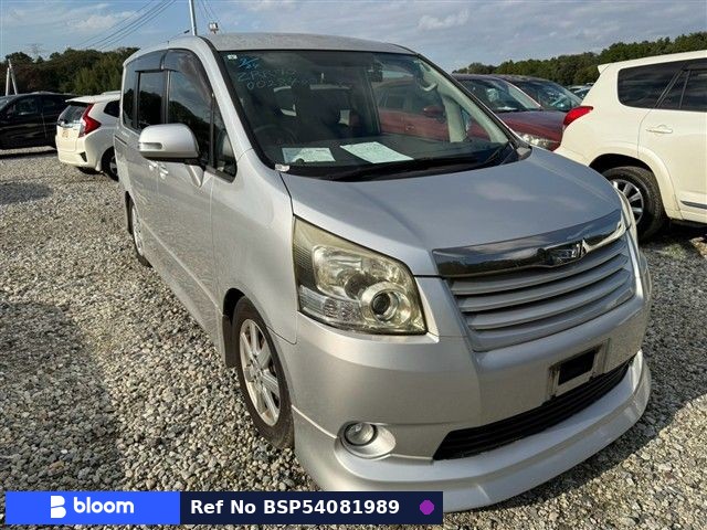 2007 Toyota Noah