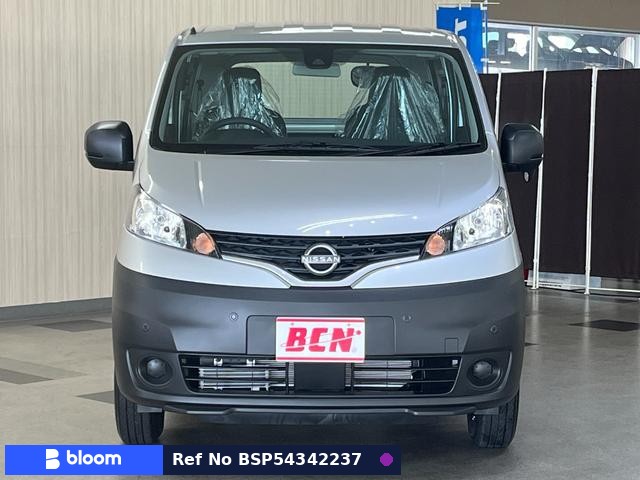 2025 Nissan NV200VANETTE VAN