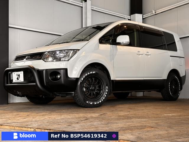 2017 Mitsubishi Delica D5