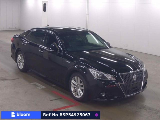 2015 Toyota Crown Hybrid